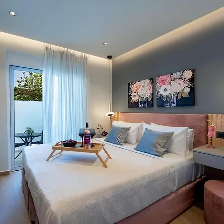 דירה Santa Marina Luxury #1 With Pool