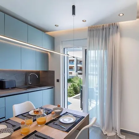 Santa Marina Luxury #1 With Pool Appartamento Asgourou